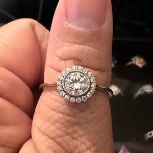 Bomb party ring size 10